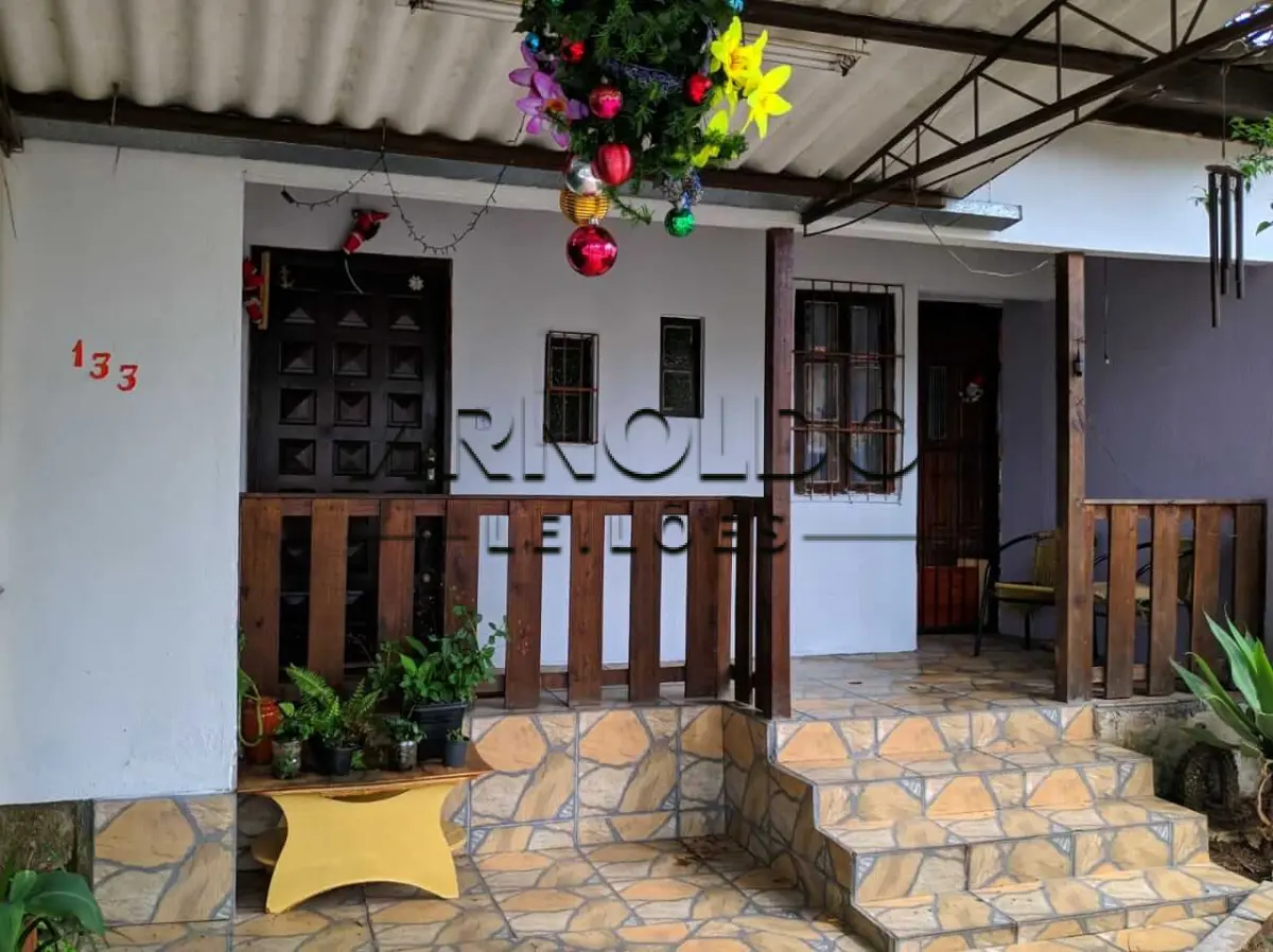 LOTE 5 - LEILÃO SUSPENSO CASA EM GRAVATAÍ AGUARDA AVALIAÇÃO - TODOS LANCES SEM AVALIAÇÃO SÃO INVÁLIDOS