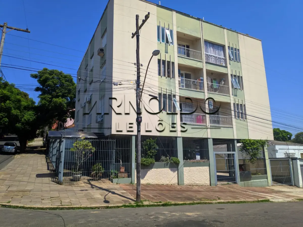 LOTE 1 - LEILÃO SUSPENSO APTO POA 50% DESCONTO: 1ºL R$ 450.000,00 2ºL R$ 225.000,00