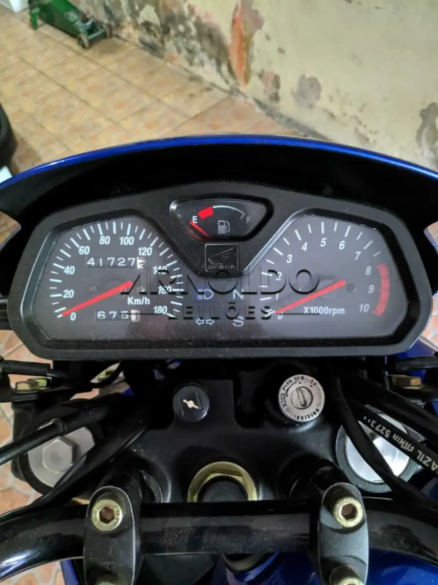LOTE 1 - HONDA FALCON NX-4 2000