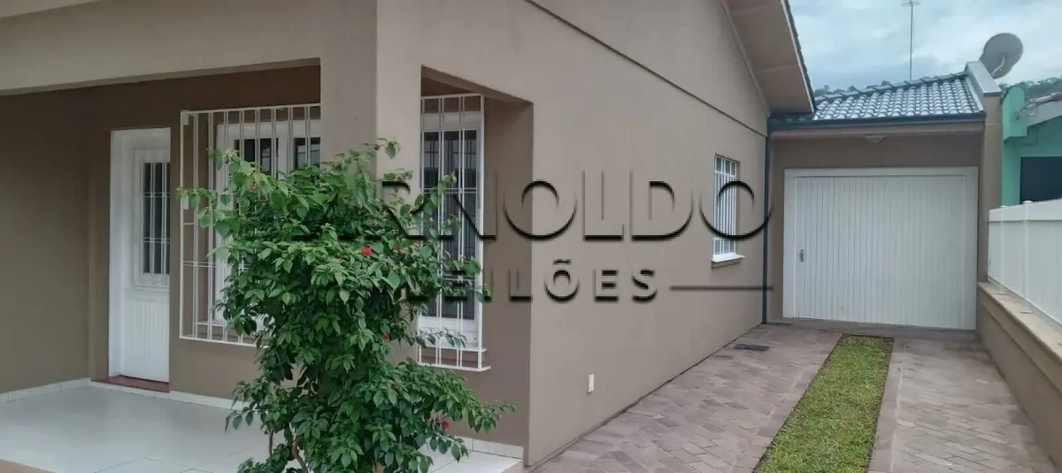LOTE 1 - LEILÃO CANCELADO POR DECISÃO JUDICIAL. CASA ESTÂNCIA VELHA DESOCUPADA E REFORMADA