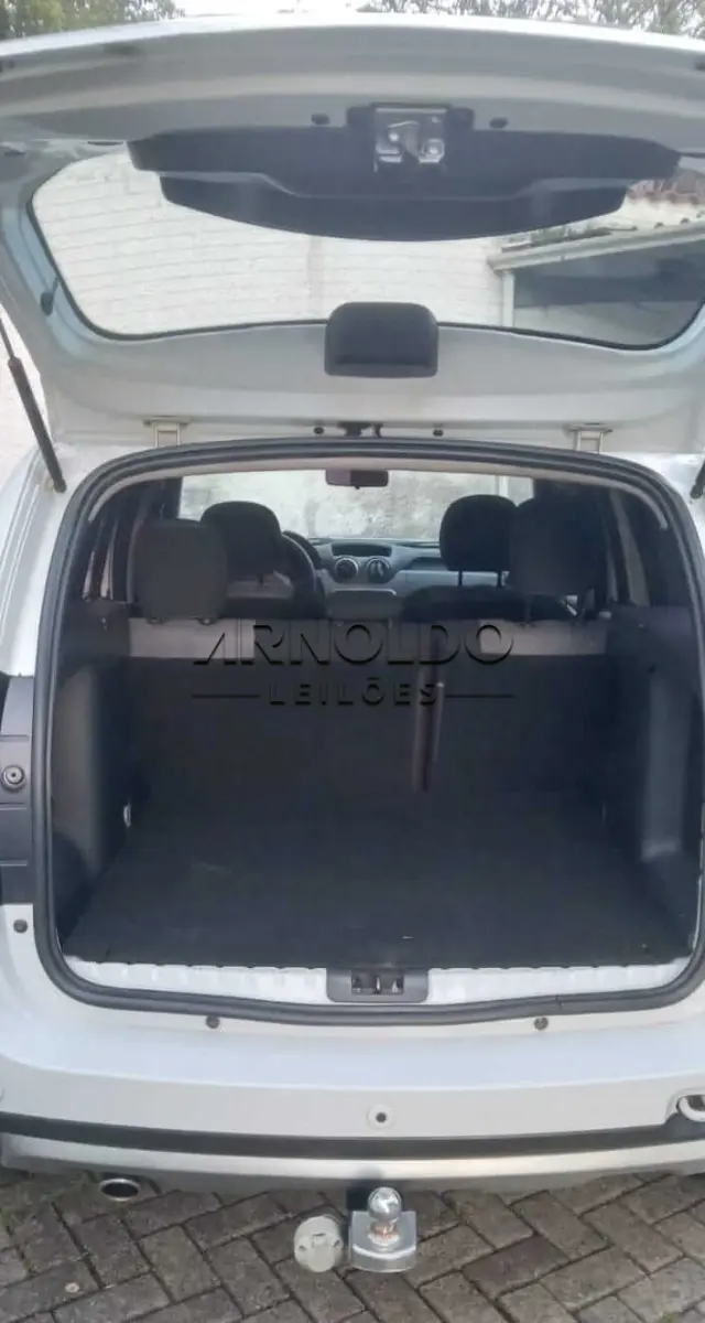 LOTE 004 - DUSTER 20 D 4x4 2013/2014