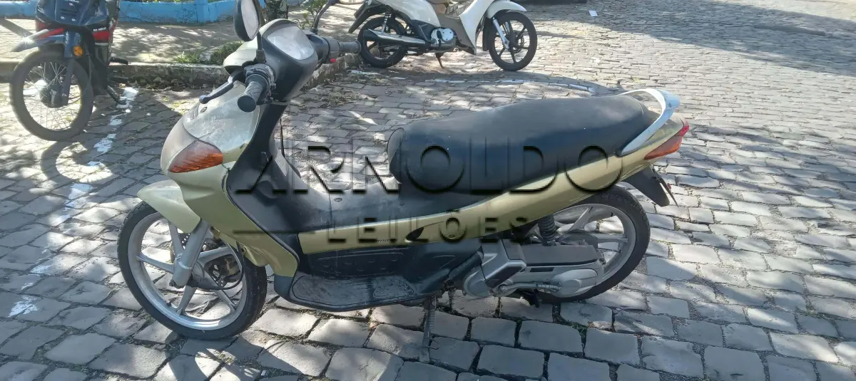 LOTE 003 - YAMAHA NEO AT115 2005