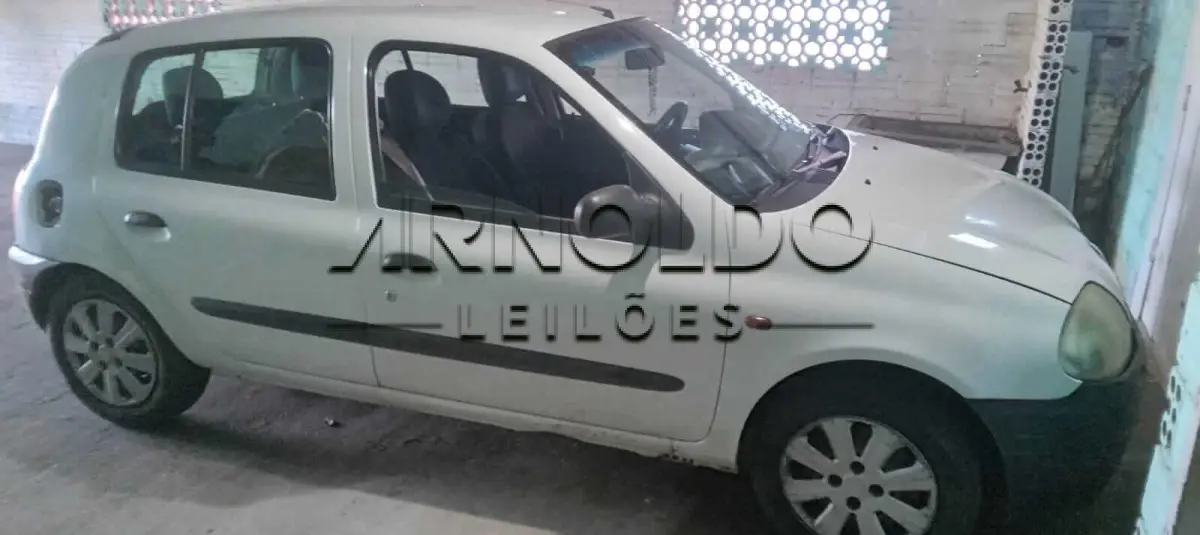 LOTE 001 - RENAULT/CLIO RL 1.0 2002