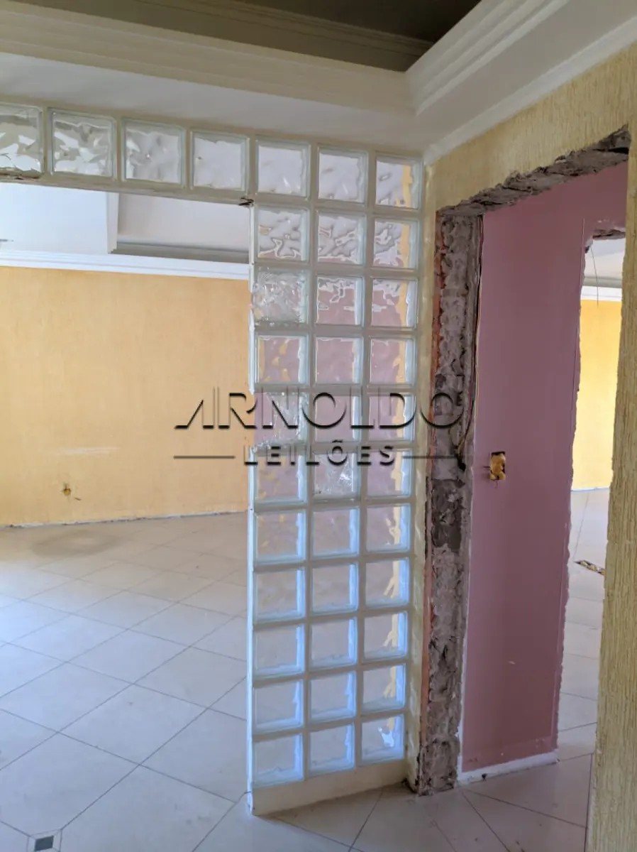 LOTE 3 - LEILÃO SUSPENSO SALA COMERCIAL N. 55 AT 72M2 1ºL R$ 100.000,00 2ºL R$50.000,00