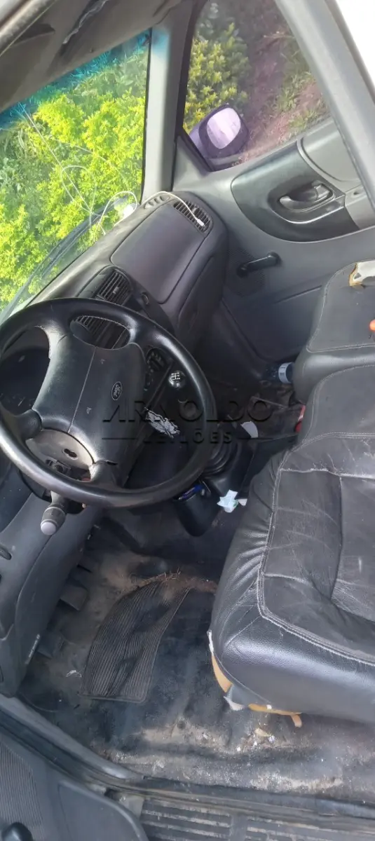 LOTE 6 - LEILAO CANCELADO POR DETERMINACAO JUDICIAL. FORD RANGER XL 13D, PLACAS IJT9136, 2000/2001