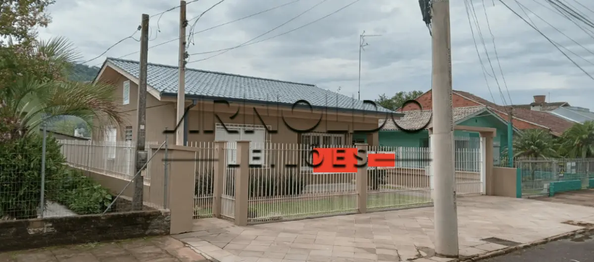 LOTE 1 - LEILÃO CANCELADO POR DECISÃO JUDICIAL. CASA ESTÂNCIA VELHA DESOCUPADA E REFORMADA