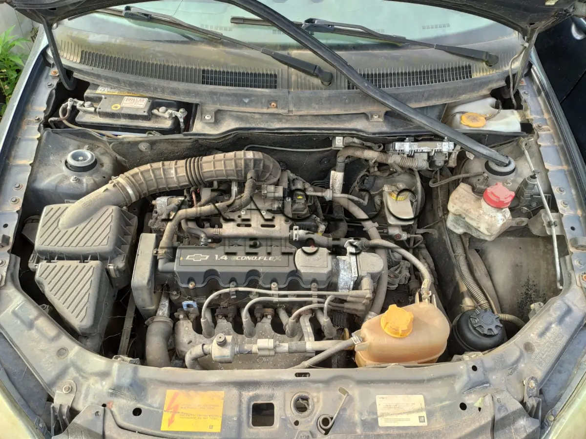 LOTE 001 - Chevrolet Prisma 1.4 LT 2012 Preto
