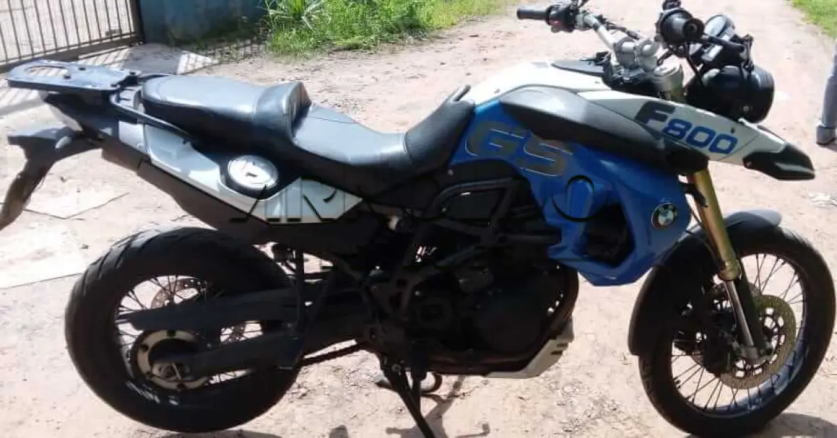 LOTE 002 - BMW F800 GS 2012/2012