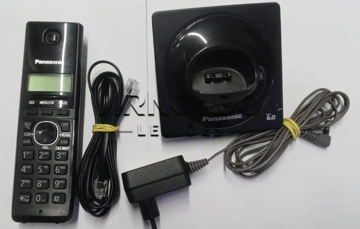 LOTE 006 - TELEFONE SEM FIO PANASONIC KXTG1711LBB