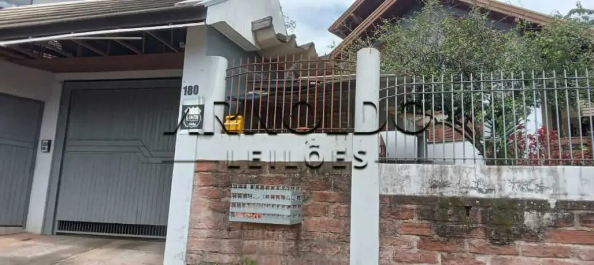 LOTE 001 - CASA E TERRENO CAMPO BOM