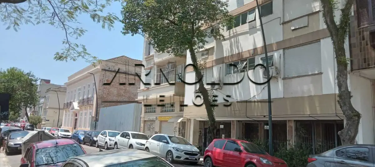 LOTE 002 - APARTAMENTO PORTO ALEGRE N. 603 EDIFICIO RUA PONTE