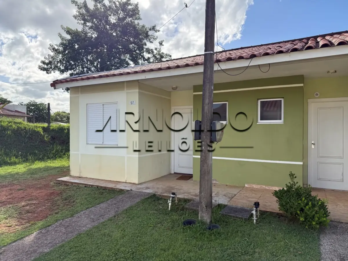 LOTE 001 - CASA 2 DORM GRAVATAI COM 44,41m2