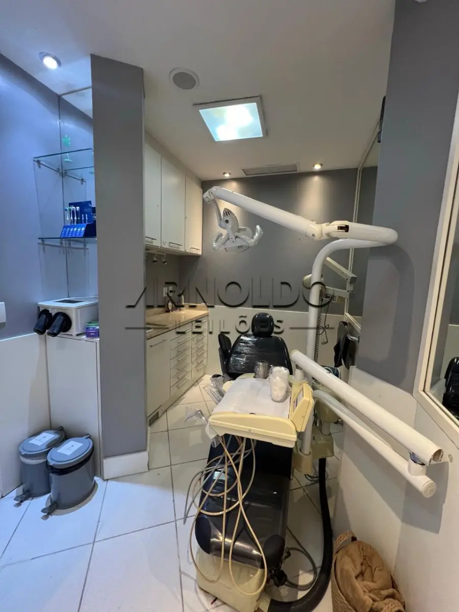 LOTE 001 - PONTO COMERCIAL DE CLINICA ODONTOLOGICA