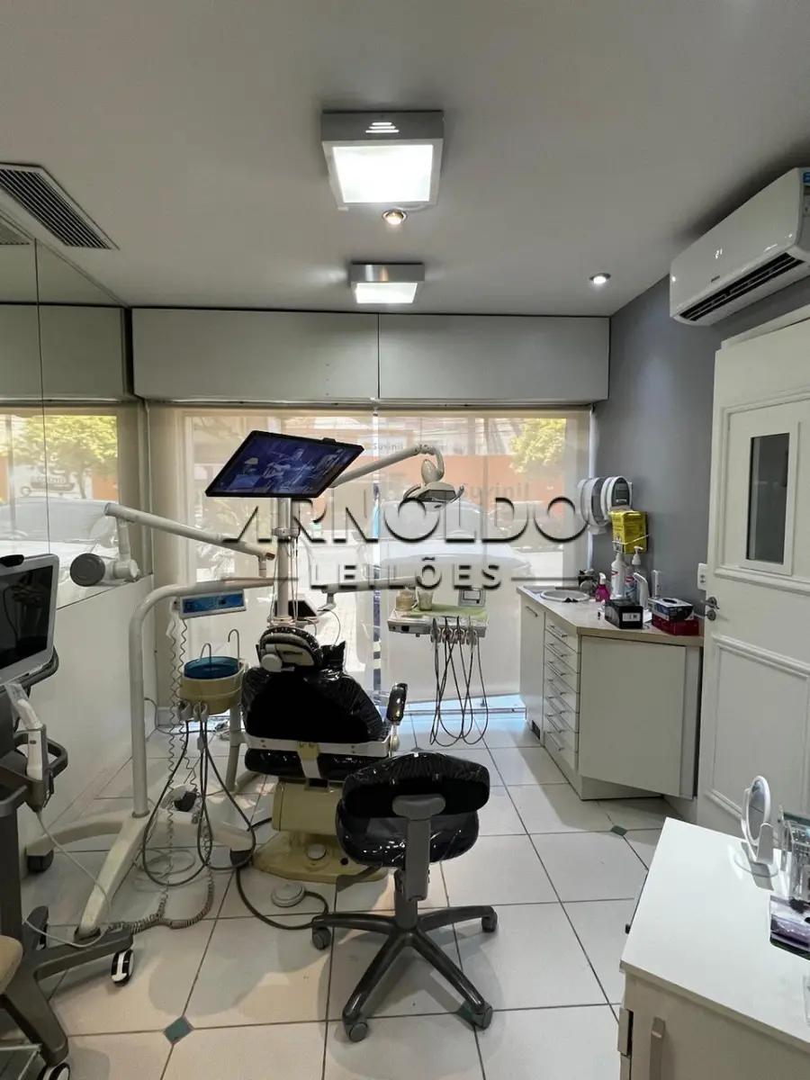 LOTE 001 - PONTO COMERCIAL DE CLINICA ODONTOLOGICA