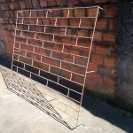 2 GRADES DE FERRO EM BOM ESTADO DE CONSERVAÇÃO 1,63M X 1,40M LXA