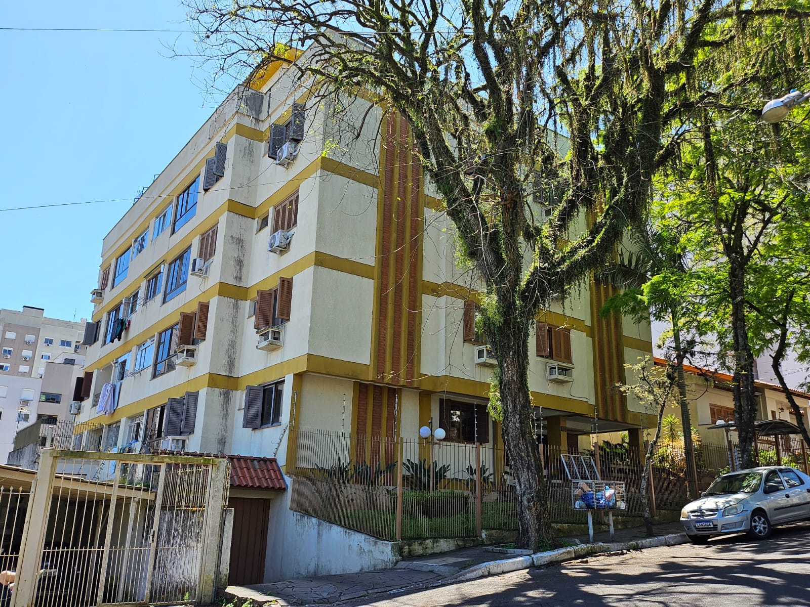 Apto Centro de Canoas - Cond. Everest